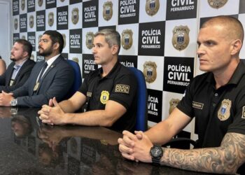 Delegados da PCPE participaram de coletiva sobre operação nesta quarta