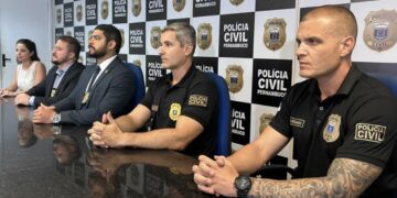 Delegados da PCPE participaram de coletiva sobre operação nesta quarta