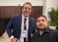 O prefeito Antônio Furlan (MDB) e o ex-secretário Juarez Menescal (à dir.)