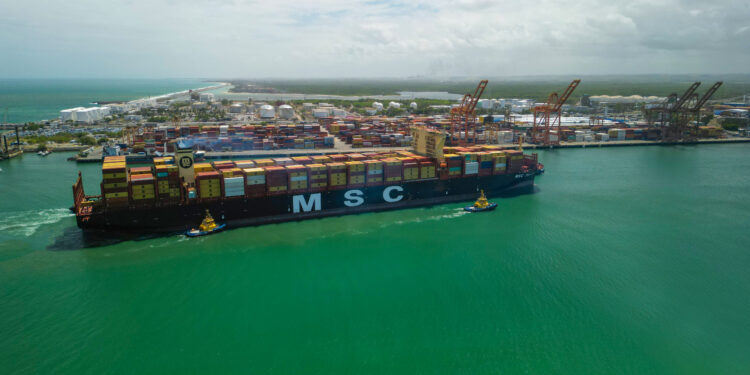 Complexo Industrial Portuário de Suape. (Foto divulgação).