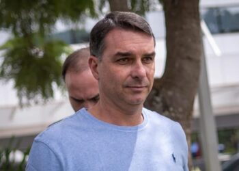 O senador, Flávio Bolsonaro (PL)