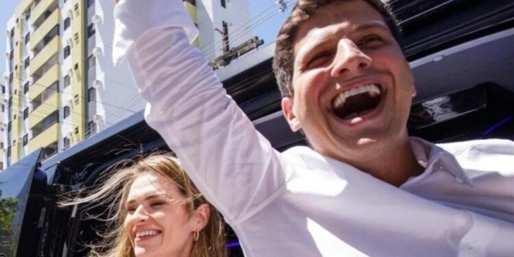 João Campos lança pré-candidatura ao Governo de PE