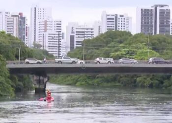 Remador desapareceu ao cair no Rio Capibaribe próximo ao Parque das Graças