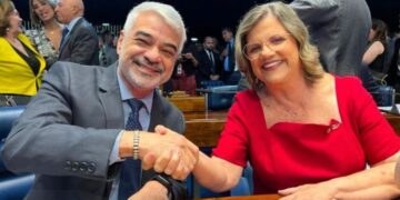 Os senadores pelo PT-PE Humberto Costa e Tereza Leitão.