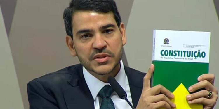 Candidato ao STF, Jorge Messias passa por sabatina