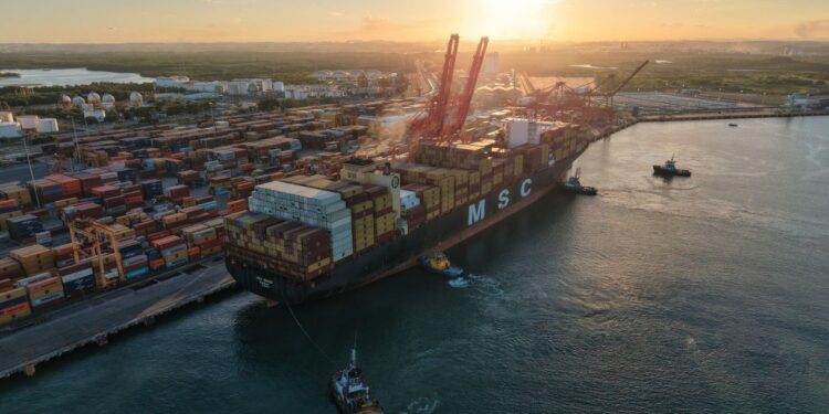 O Complexo Industrial Portuário de Suape participa da 30ª edição da Intermodal South America.