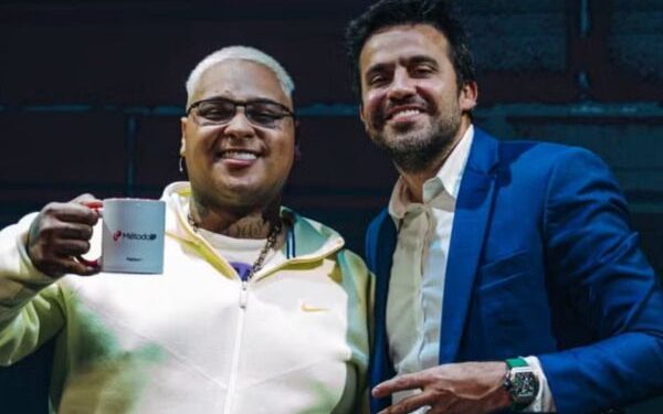 Pablo Marçal, do União Brasil, ao lado do MC Ryan SP durante a campanha eleitoral de 2024