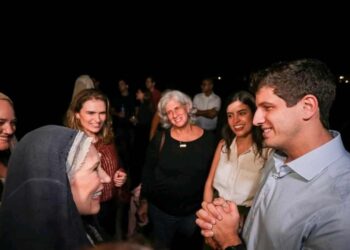 João Campos marca presença na Paixão de Cristo de Nova Jerusalém