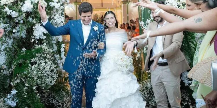 João Campos e Tabata embarcam para a Europa para curtir descanso