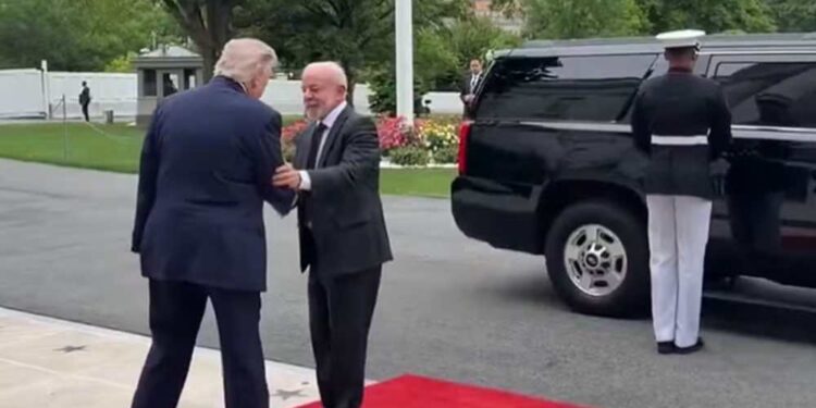 Lula e Trump se Reúnem na Casa Branca para discutir comercio e combate ao crime