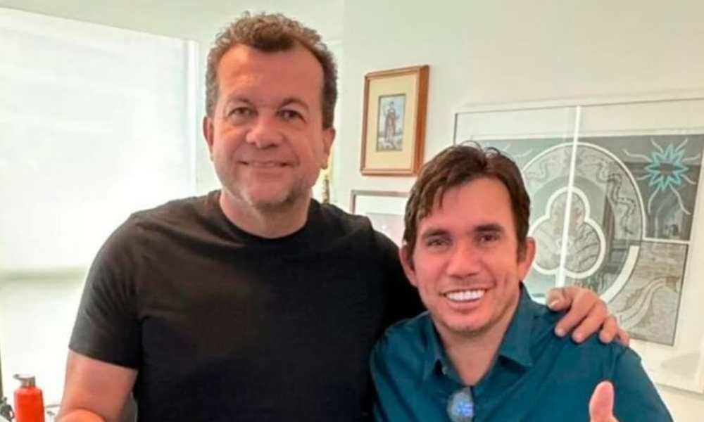 Waldemar Oliveira e o cantor e compositor André Viana