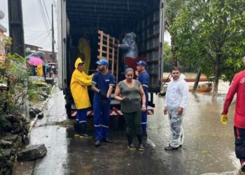 Fortes chuvas deixa milhares desabrigados