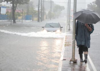 Em Pernambuco, seis morreram em deslizamentos e afogamento