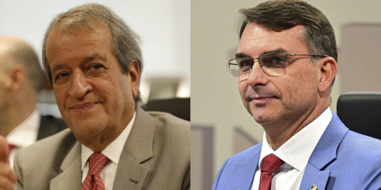 O presidente nacional do PL, Valdemar Costa Neto e o senador Flávio Bolsonaro (PL-RJ) (esq. p/ dir.)