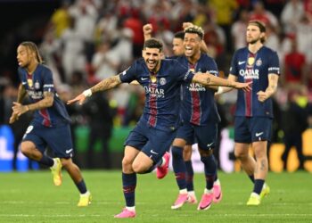 França empata por 1 a 1 e vence a Inglaterra nos pênaltis por 4 a 3