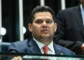 O presidente do Senado, Davi Alcolumbre (União-AP)