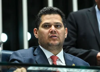 O presidente do Senado, Davi Alcolumbre (União-AP)