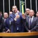 Defesa de 4x3 pelo PL quer inviabilizar avanço do fim da 6x1, diz base