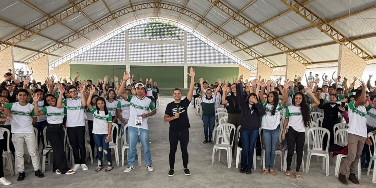 A palestra “Você conquistando o futuro: com liderança e protagonismo
