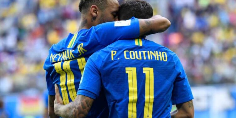 Brasil apresenta novas combinações de uniformes para a Copa