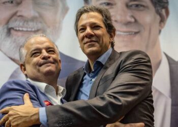 Márcio França e Fernando Haddad durante em evento em São Paulo