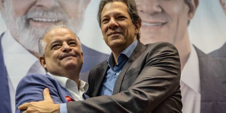 Márcio França e Fernando Haddad durante em evento em São Paulo