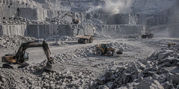 Leilão de jazidas de calacareo e mais minerais do Grupo João Santos