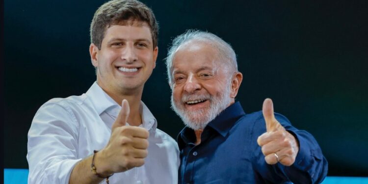 A declaração foi divulgada em vídeo publicado por João nas redes sociais