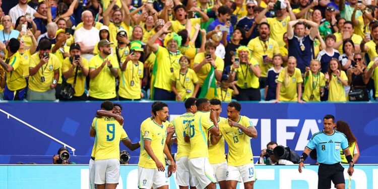 Confronto com os atuais campeões mundiais pode ocorrer na semifinal