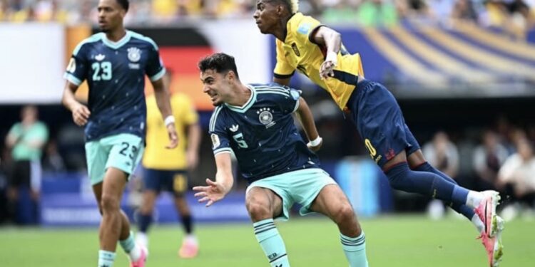 Equador bateu a Alemanha por 2 a 1 na última rodada do Grupo E