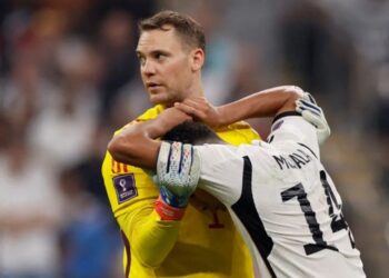 Campeão em 2014, o goleiro Manuel Neuer esteve presente nos fracassos de 2018, 2022 e 2026. Foto: REUTERS/Thaier Al-Sudani