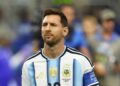 Lionel Messi durante a entrada em campo para a partida contra a Áustria