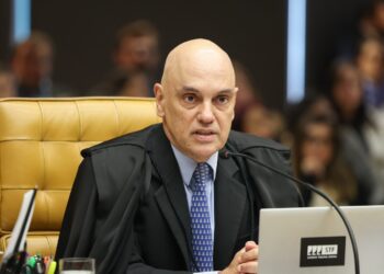 Ministro seguiu o entendimento da PGR, que apontou falta de elementos que comprovem crimes por parte dos parlamentares