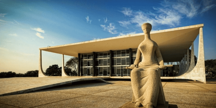 Dirigentes citam "pressão" e "recomendações" para evitar aliança