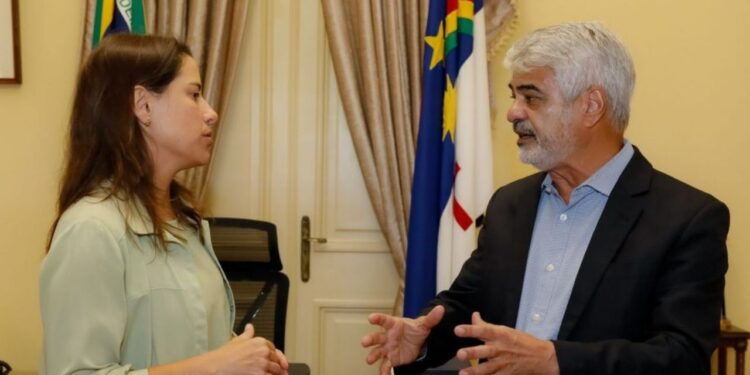 A governadora Raquel Lyra (PSD); e o senador Humberto Costa (PT). Foto: Roberto Stuckert Filho