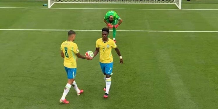 Brasil faz a a pior campanha em Copas desde 1990