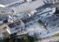 Imagem aérea mostra o shopping Aeon Mall em Kashima, em Kumamoto,