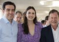 Bruno Dantas, sua esposa, Camila Camargo, CEO do Esfera Brasil, e seu sogro, João Carlos Camargo (Da esq. p/ dir.)