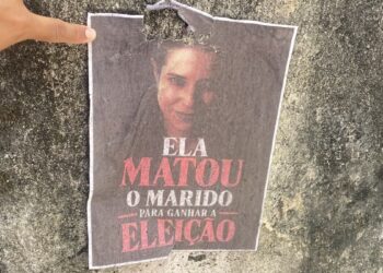 Em outro material, Raquel aparece numa montagem ao lado de Elize Matsunaga e da ex-deputada Flordelis
