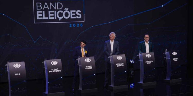 Dos seis candidatos convidados, apenas três estavam presentes