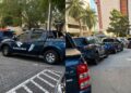 Carros da RF estacionados na manhã desta sexta-feira (28)