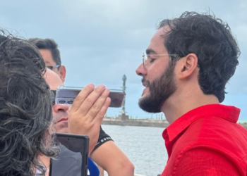 Túlio Gadêlha em coletiva de imprensa ao final da convenção de Raquel Lyra