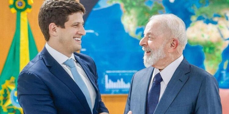 João Campos relembrou a aliança entre Lula e Geraldo Alckmin e afirmou que sua atuação política é marcada pela busca de alianças e pela união de diferentes forças