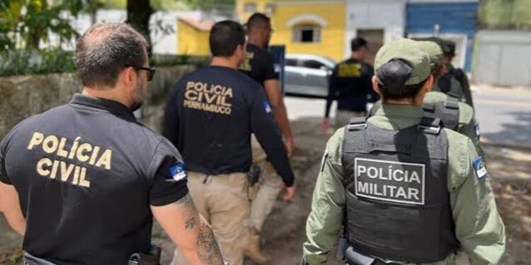 Planos de governo apresentam estratégias diferentes para combater a criminalidade, com propostas que vão do reforço policial à prevenção e ao uso de tecnologia
