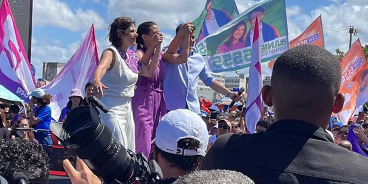 Priscila Krause, Raquel Lyra e Eduardo da Fonte (da esq. p/ dir.)