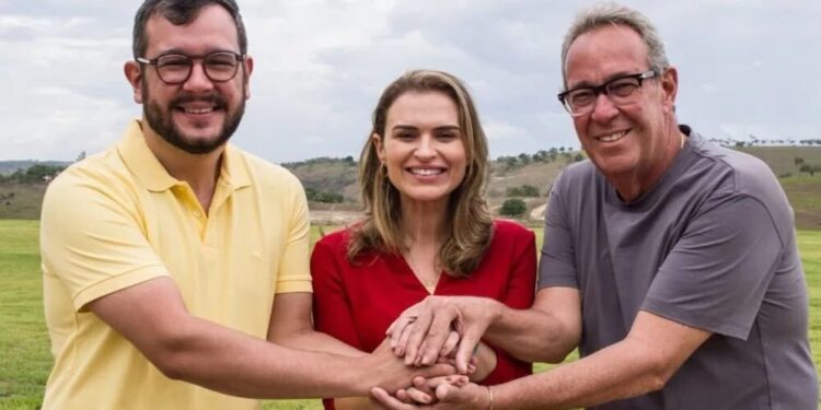 Gabriel Porto (PSB), Marília Arraes (PDT) e Álvaro Porto (MDB)