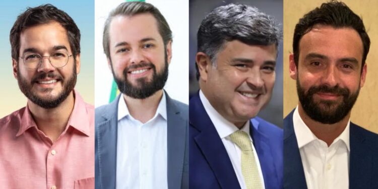 Túlio Gadêlha, André Teixeira, Eduardo da Fonte e Carlos Andrade (Da esq, p/ dir.)
