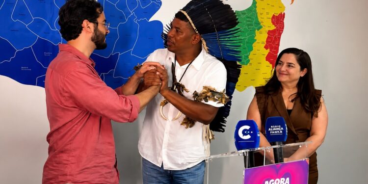 Túlio Gadêlha, Marcelo Pankararu e Dulci Amaral (esq. p/ dir/)