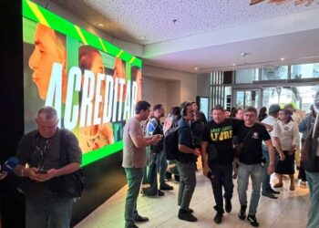 O evento ocorre no Bugan Hotel em Boa Viagem, zona sul do Recife
