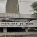 Prefeito do Recife assina decreto de R$ 15,1 mi para mão de obra e atrai denúncia a órgãos de controle